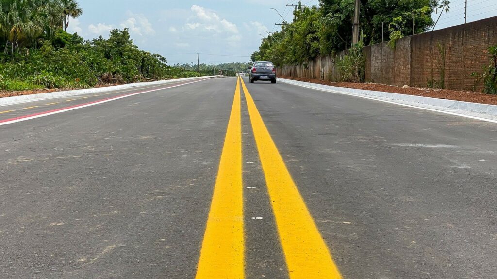 Motociclista morre após bater na traseira de caminhão em Macapá
